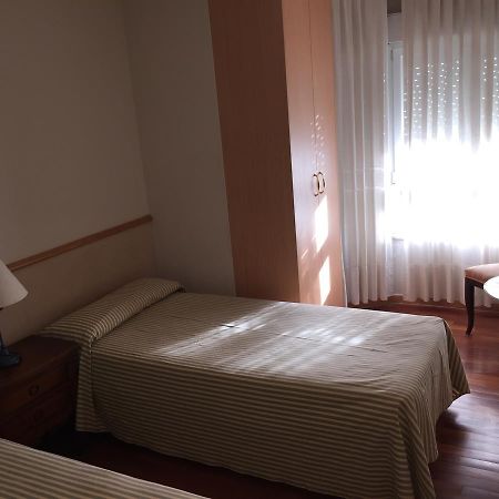 Hotel Los Angeles La Bañeza Extérieur photo