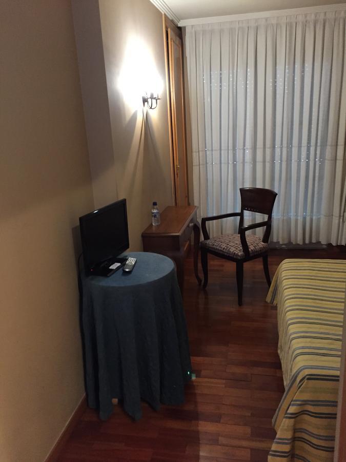 Hotel Los Angeles La Bañeza Extérieur photo